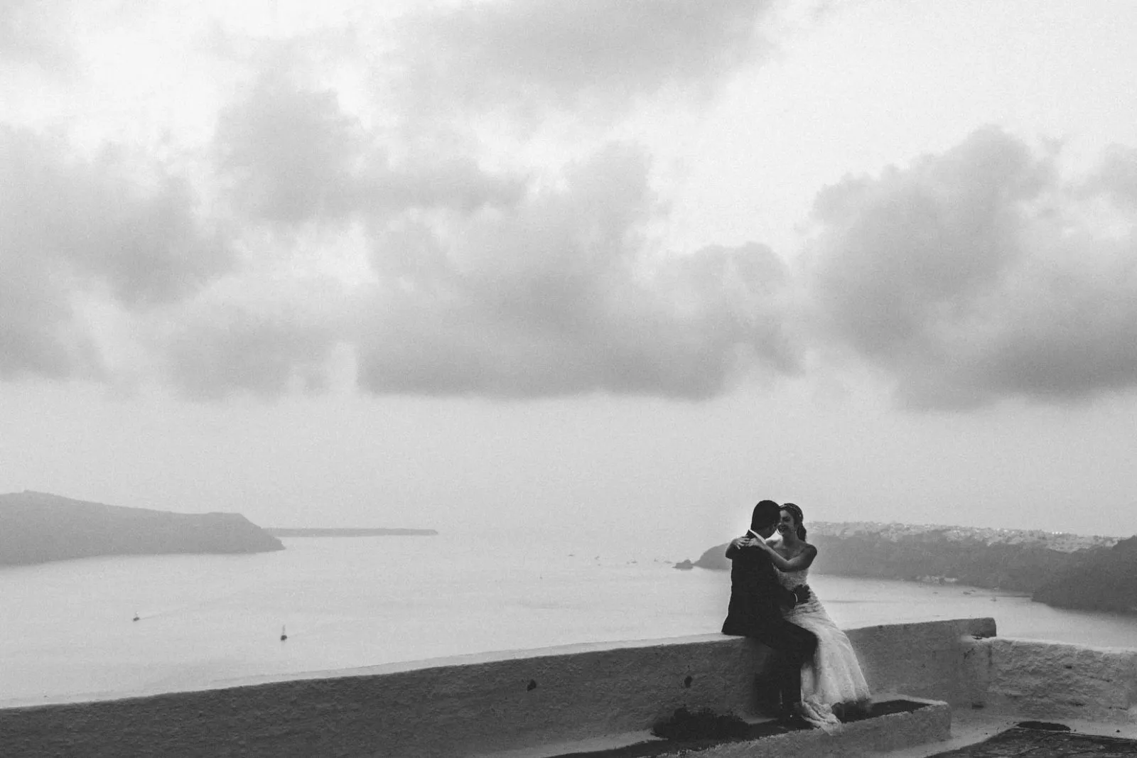 mk-wedding-photographer-santorini-27
